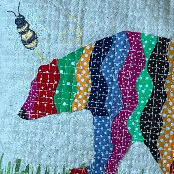 Quilted Wildlife Throw Pillow W/ Multicolored Bear Butterfly Bee Nature 15x11 - Picture 3 of 5